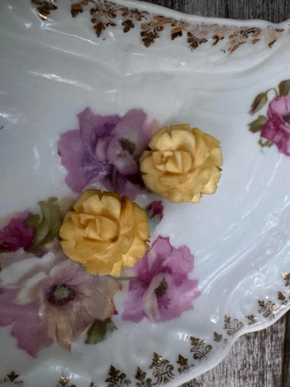 Vintage carved Rose Stud Earrings - Women Jewelry Earrings